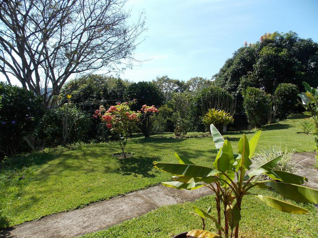 El Paraiso Verde B&B อเตนาส ภายนอก รูปภาพ
